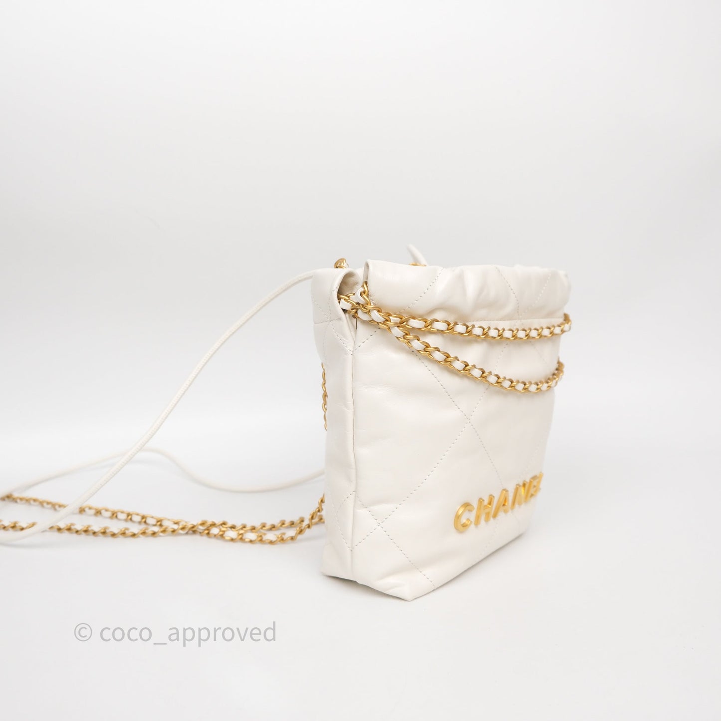Chanel 22 Mini Bag White Calfskin Aged Gold Hardware