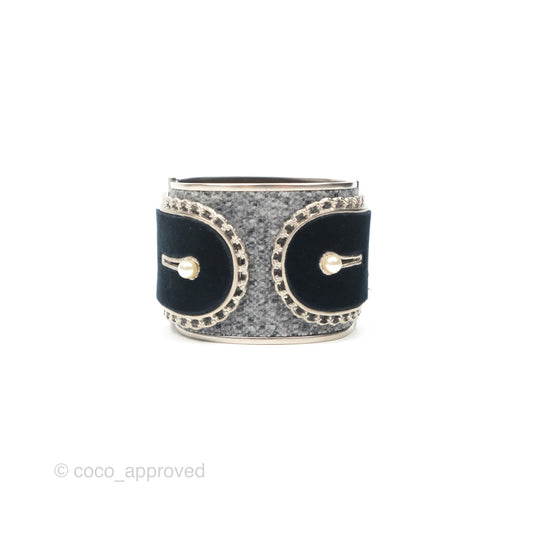 Chanel CC Pearl Bracelet Grey Navy Silver Tone 15V