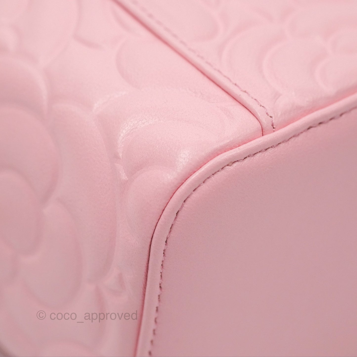 Chanel Vanity with Chain Camellia Embossed Pink Lambskin Gold Hardware