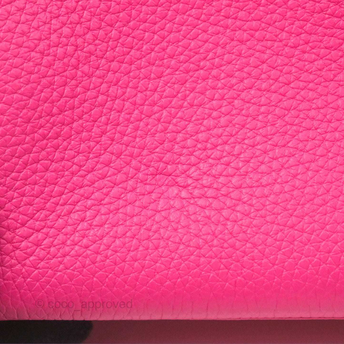 Hermès Retourne Kelly 28 Rose Shocking Clemence Palladium Hardware