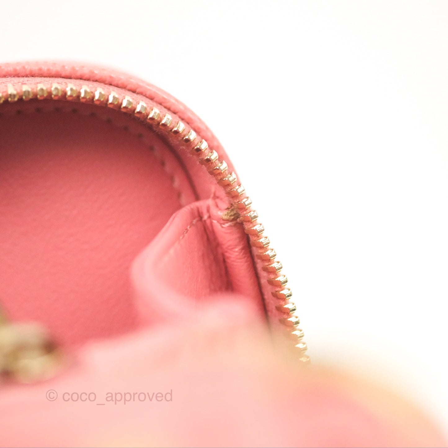 Chanel Quilted Medium CC Filigree Vanity Case Pink Caviar Gold Hardware