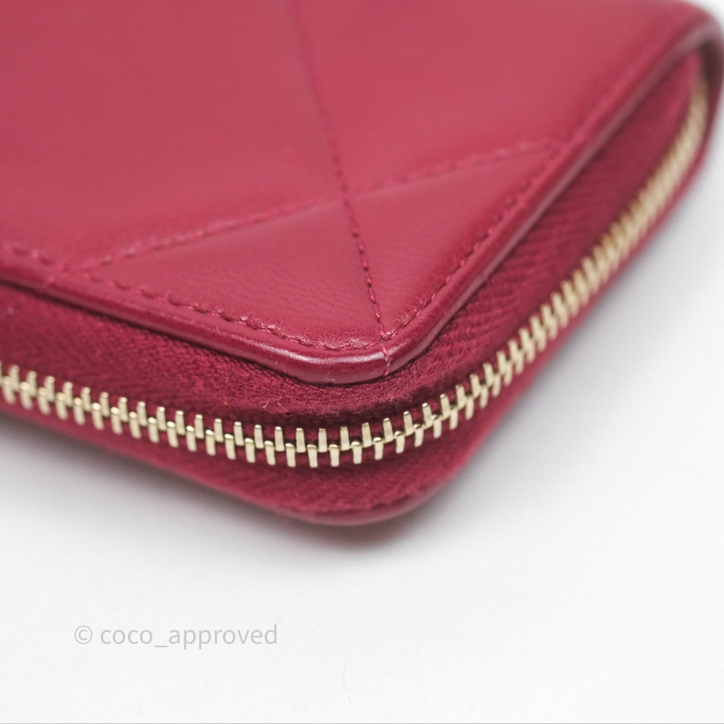Chanel 19 Zip Card Holder Pink Lambskin Gold Hardware