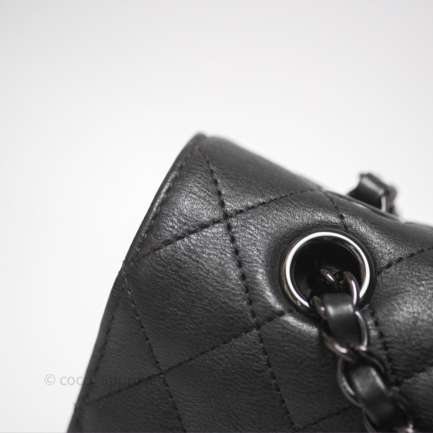 Chanel Classic Quilted M/L Medium Double Flap So Black Calfskin