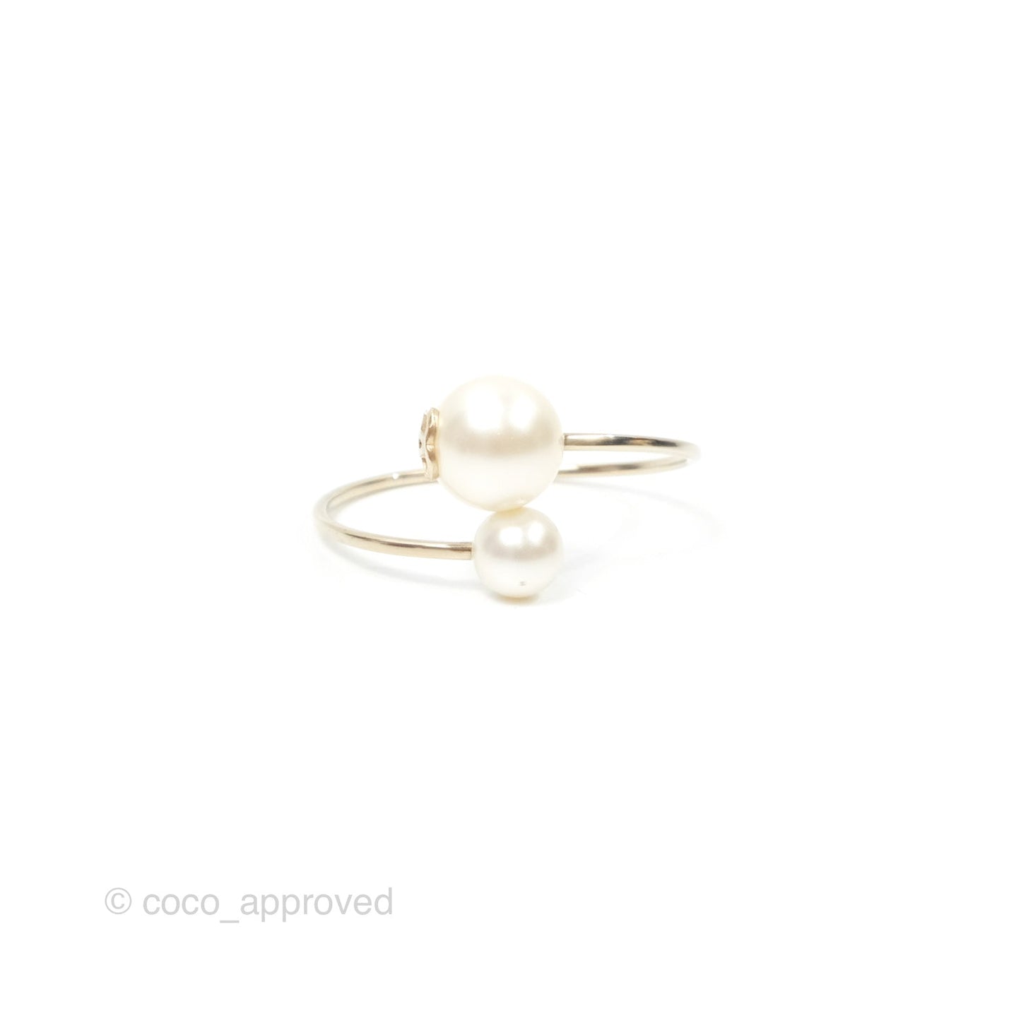 Chanel CC Pearl Bangle Gold Tone 14B