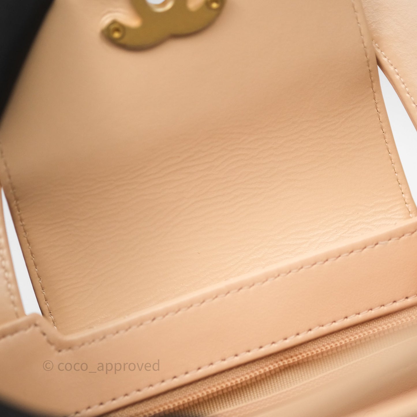 Chanel Kelly Bag Quilted Light Beige Shiny Crumpled Calfskin Aged Gold Hardware