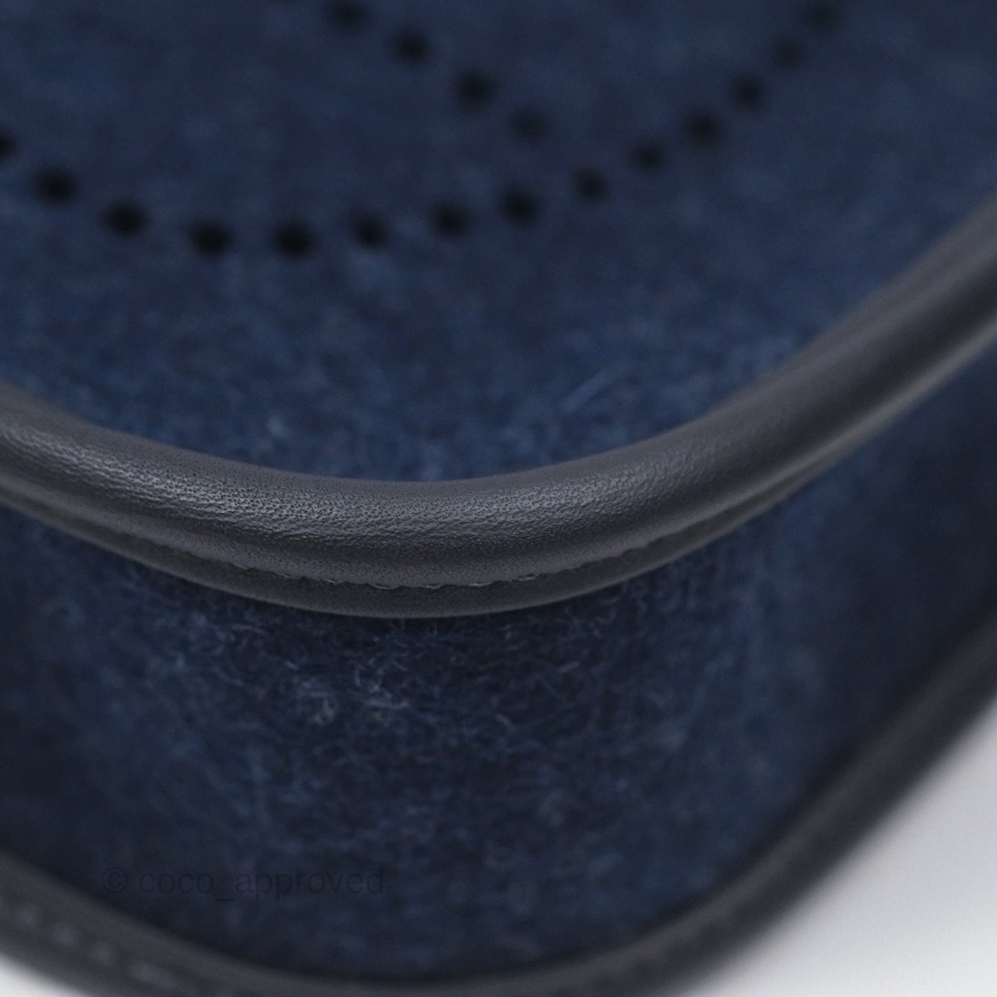 Hermès Mini Evelyne 16 Wooly Bleu Nuit 2Z / Swift Noir 89 Gold Hardware