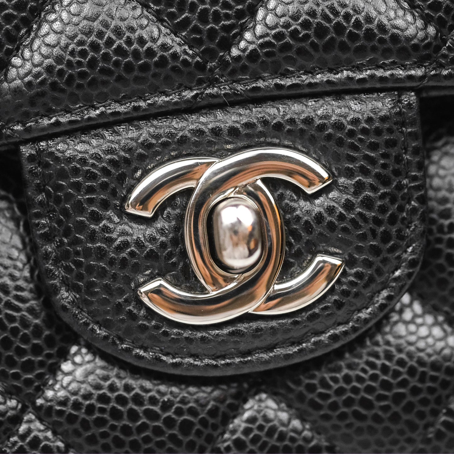 Chanel Classic M/L Medium Flap Quilted Black Caviar Silver Hardware