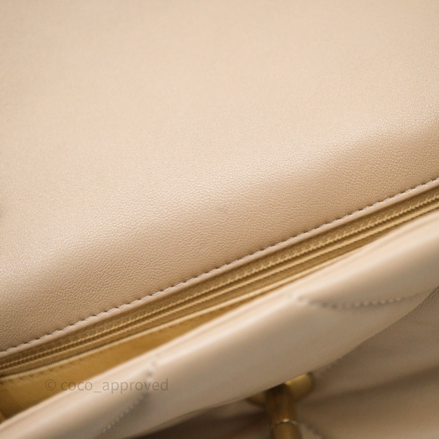 Chanel 19 Small Beige Lambskin Mixed Hardware