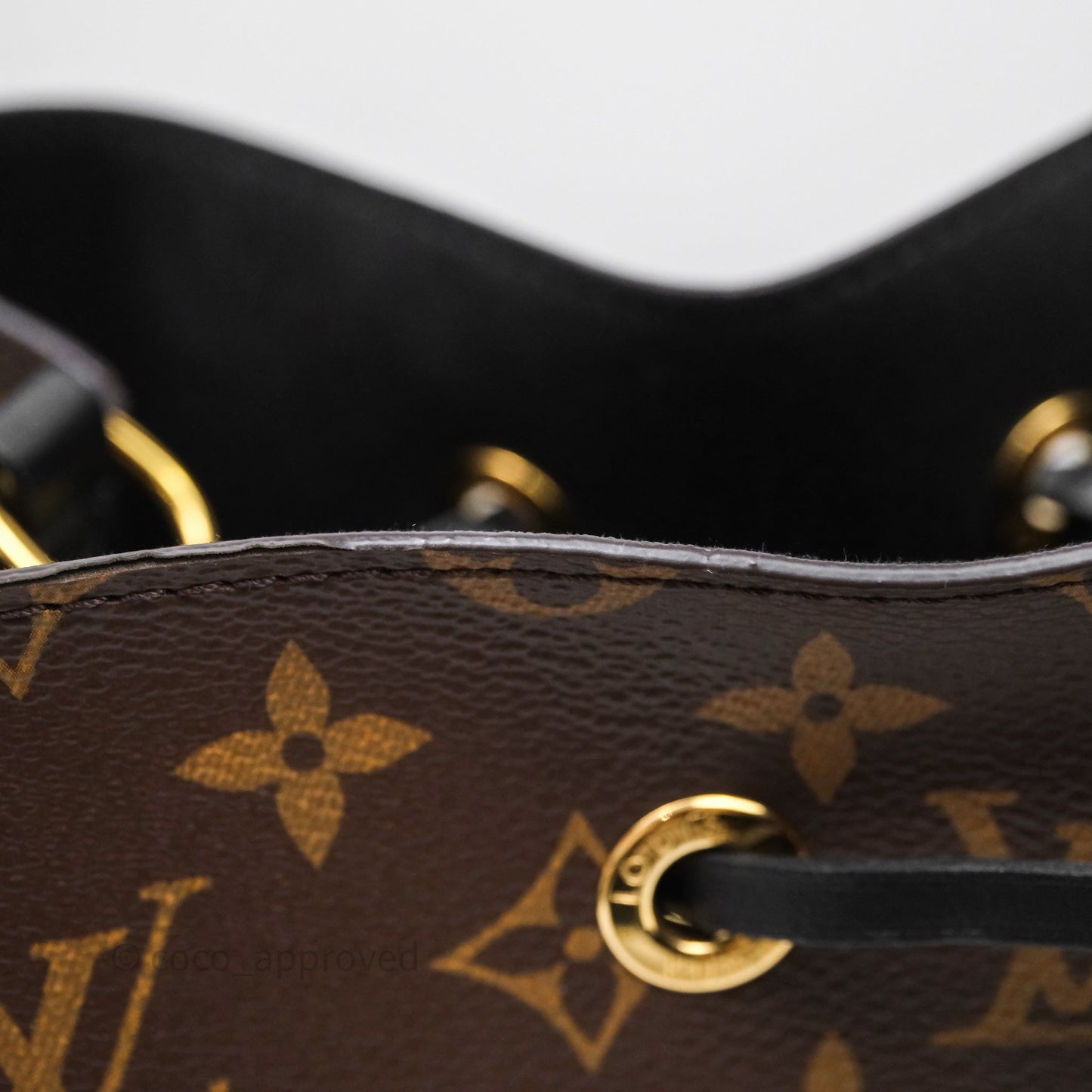 Louis Vuitton NéoNoé MM Black Monogram Canvas