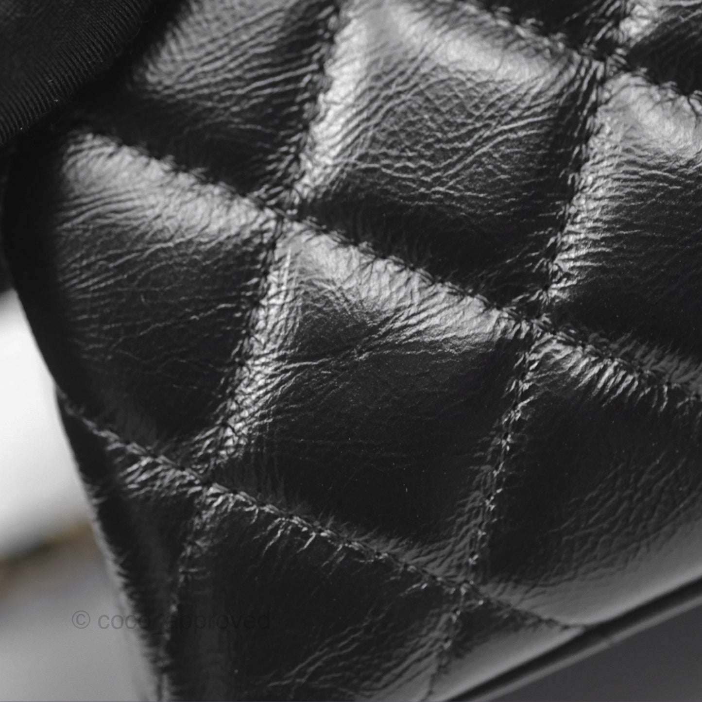 Chanel Kelly Bag Quilted Black Shiny Calfskin Aged Gold Hardware