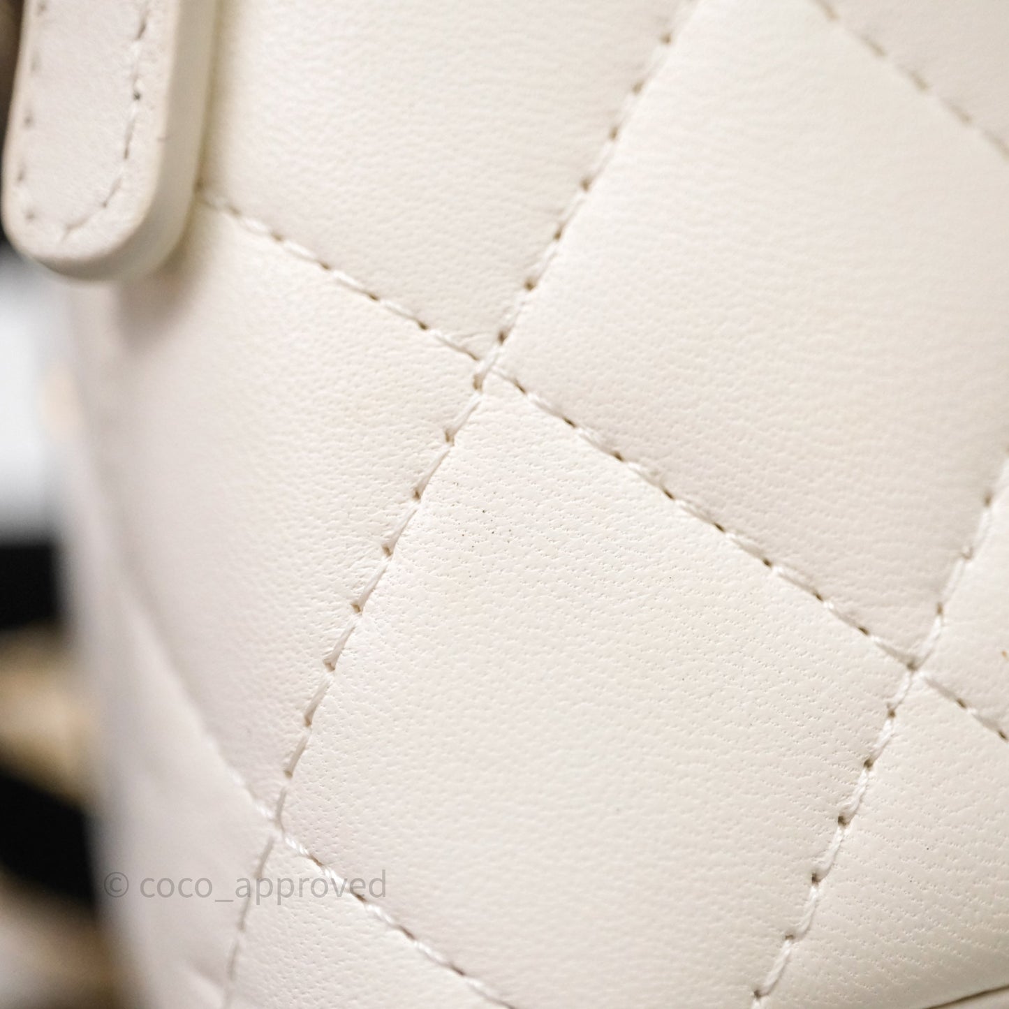 Chanel Quilted Pearl Crush Mini Vanity With Chain Ivory White Lambskin Aged Gold Hardware