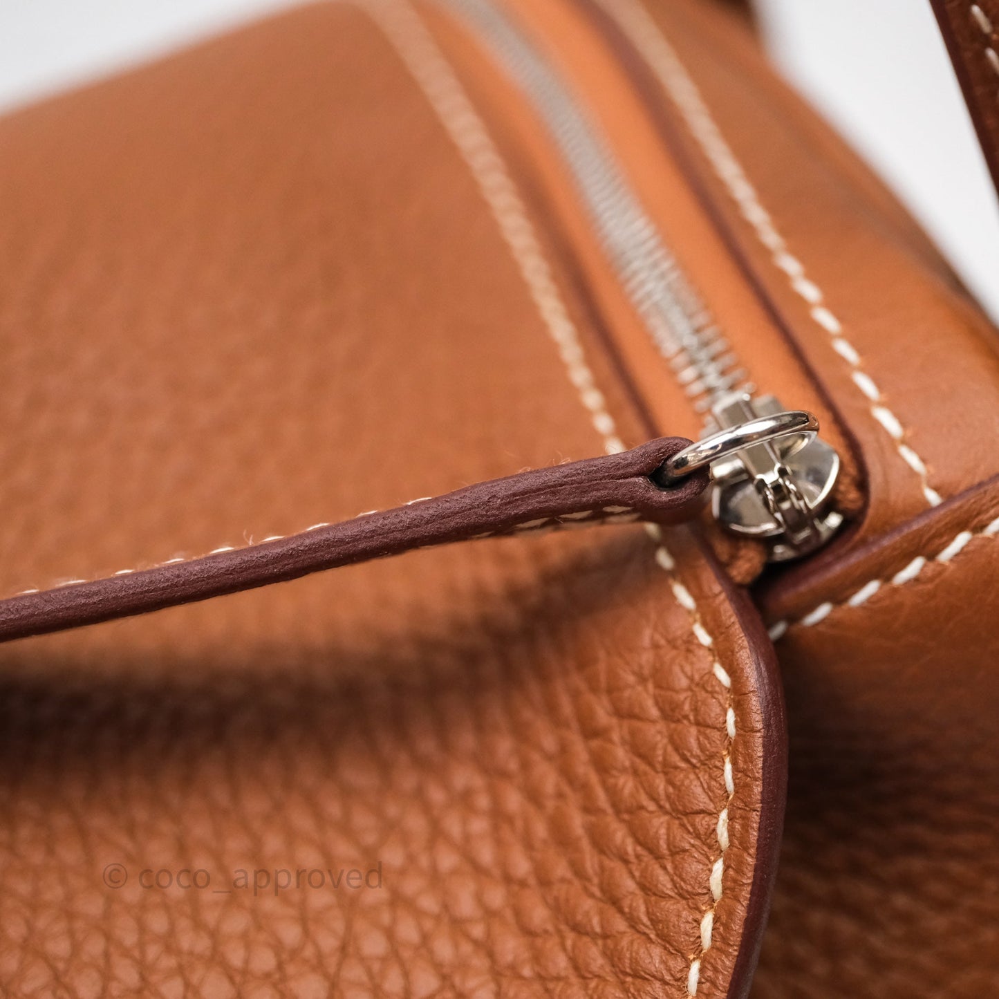 Hermès Lindy 26 Gold Clemence Palladium Hardware