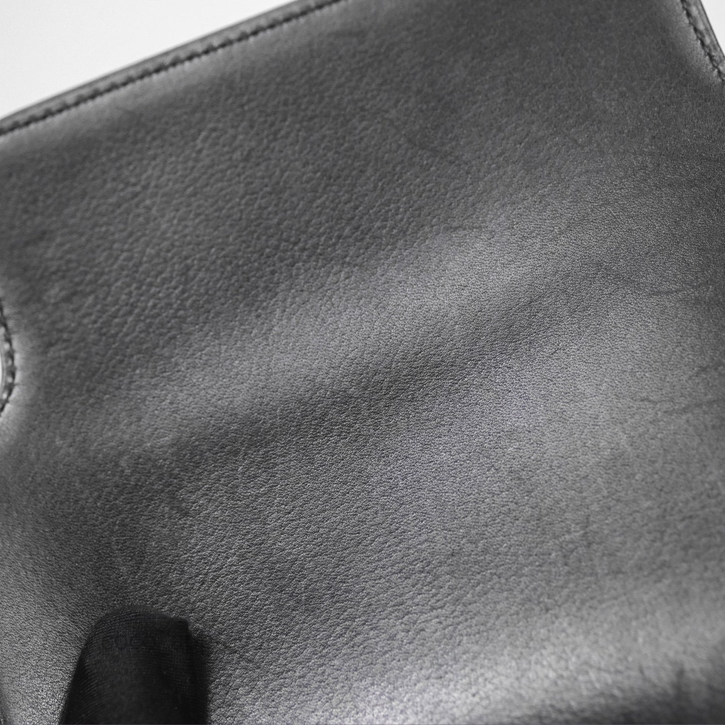 Hermès Roulis Mini 18 Noir 89 Veau Evergrain Gold Hardware