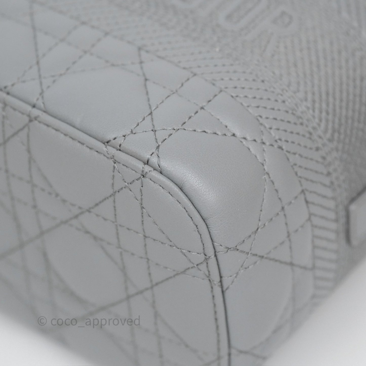 Christian Dior Small Diortravel Vanity Case Grey Lambskin Cannage