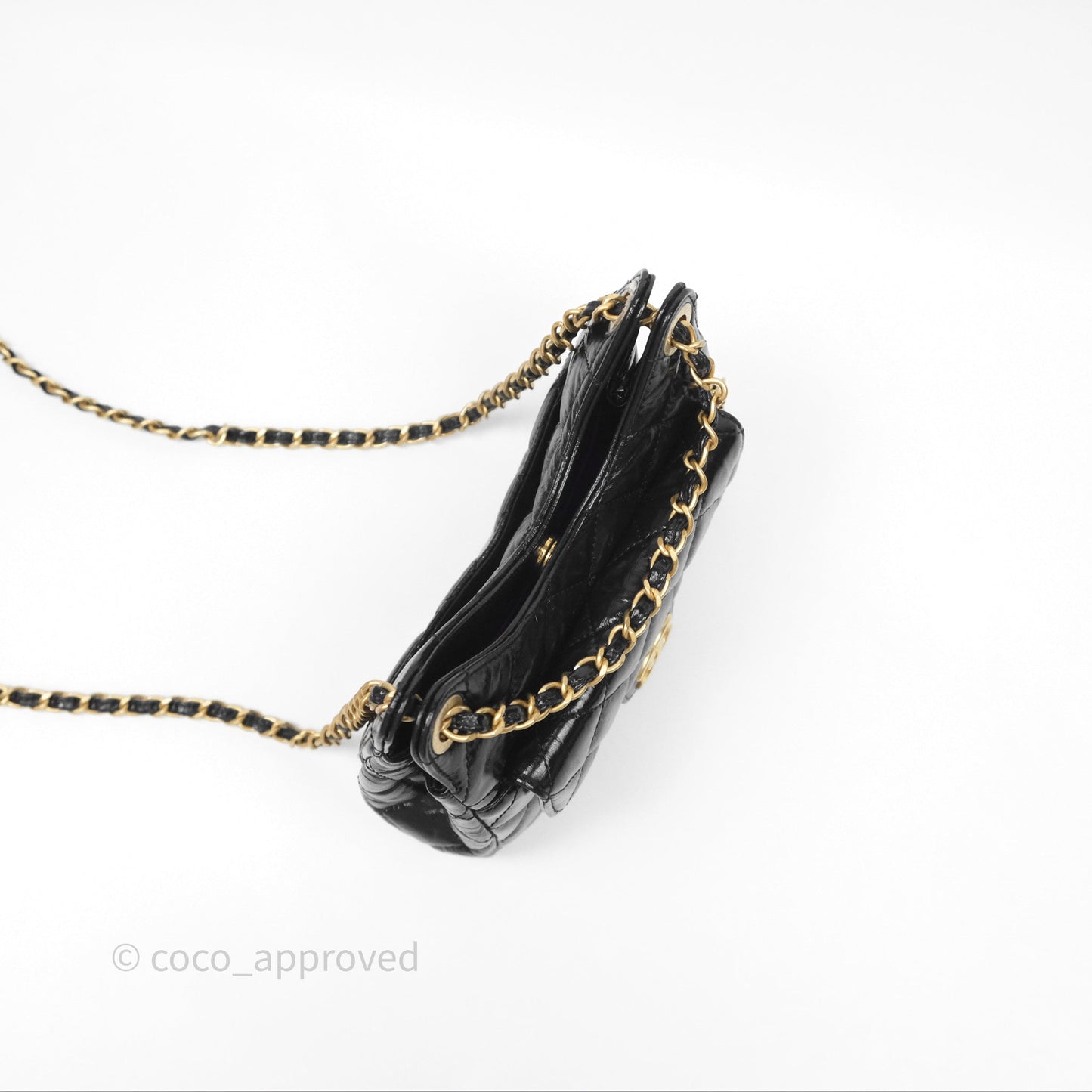 Chanel Small Wavy CC Hobo Black Shiny Crumpled Calfskin Aged Gold Hardware 23C