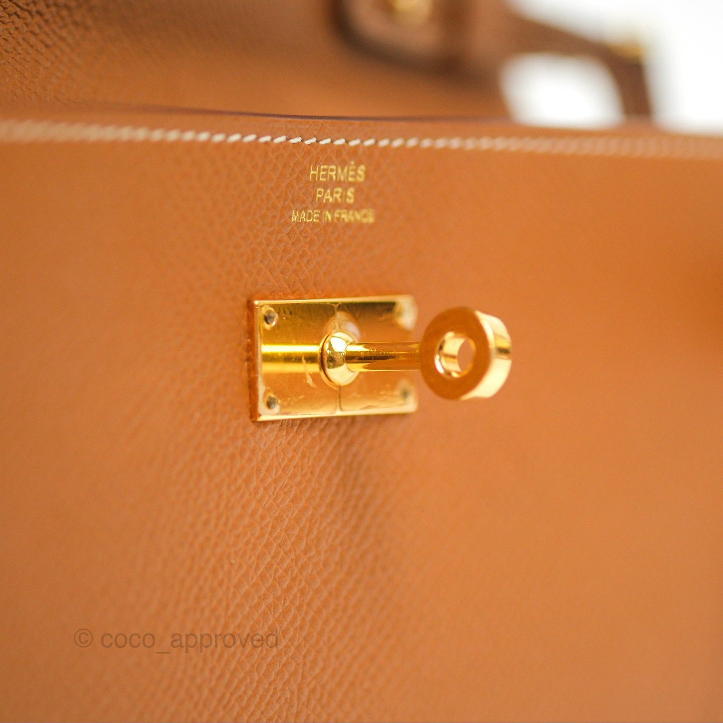 Hermès Kelly To Go Wallet Gold Epsom Gold Hardware