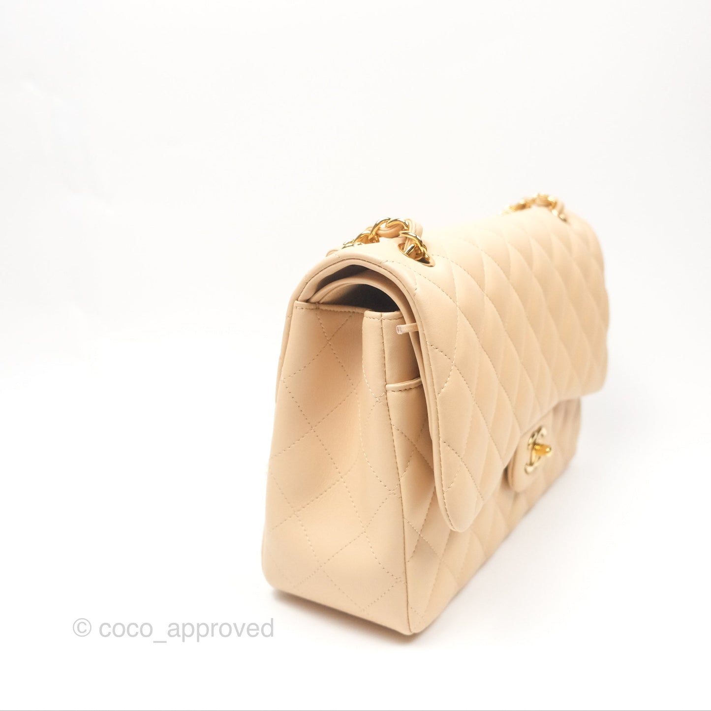 Chanel Jumbo Double Flap Beige Lambskin Gold Hardware⁣⁣