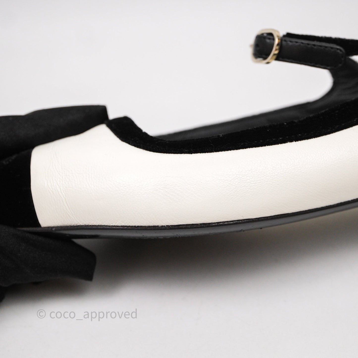 Chanel Mary Janes Flats White/Black Size 39.5
