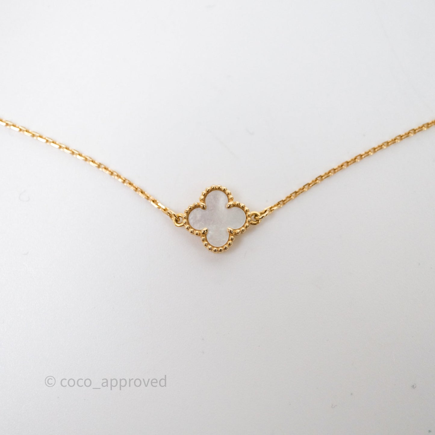 Van Cleef & Arpels Sweet Alhambra Pendant Bracelet White Mother-of-pearl Gold