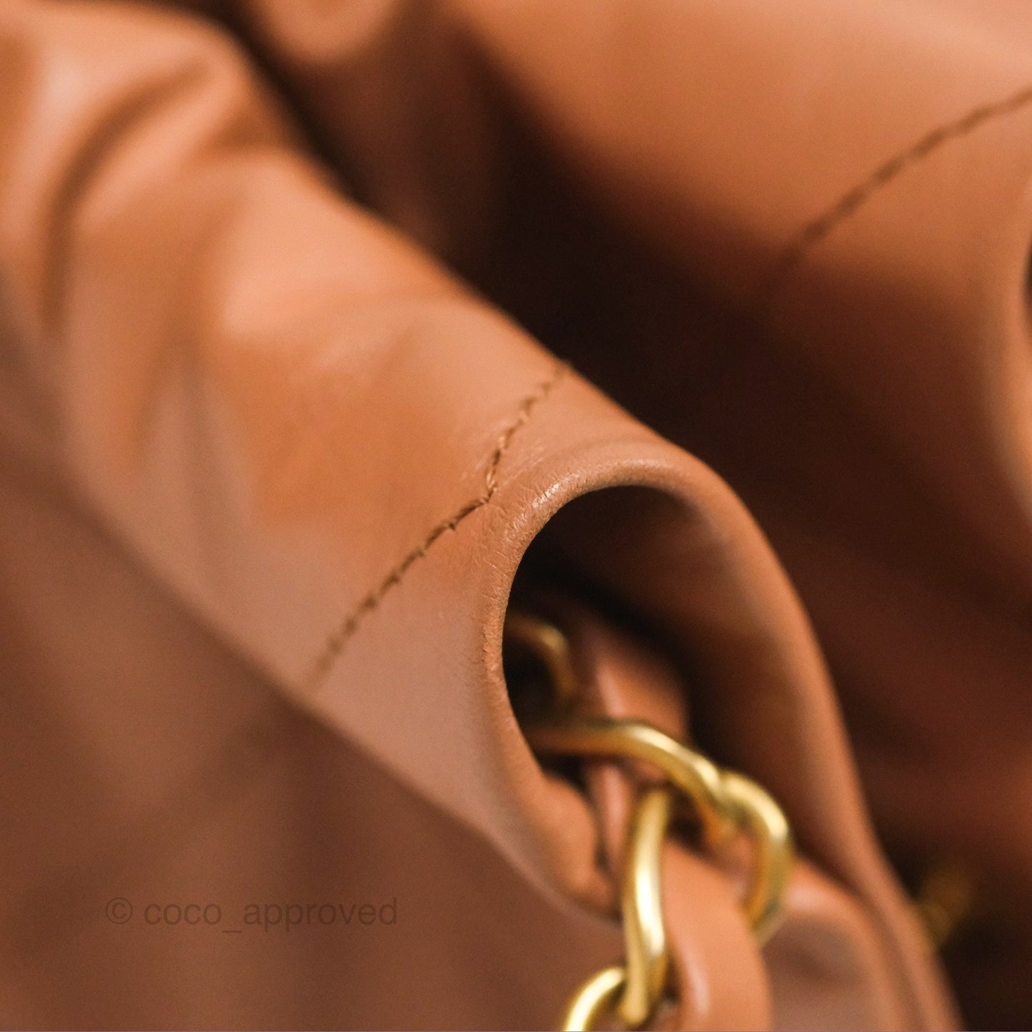 Chanel 22 Medium Caramel Beige Shiny Calfskin Aged Gold Hardware
