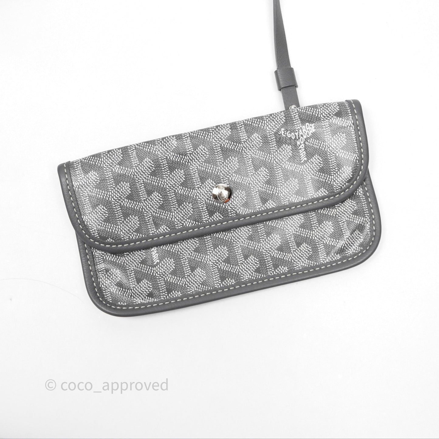 Goyard St Louis Tote PM ⁣⁣⁣⁣⁣⁣⁣⁣⁣⁣⁣⁣⁣⁣⁣⁣⁣⁣⁣⁣Grey