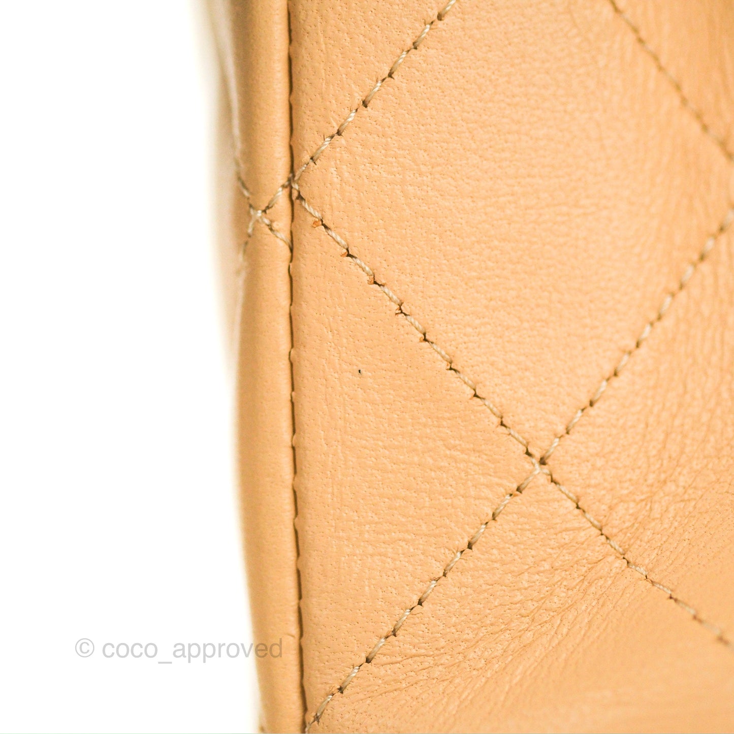 Chanel Classic M/L Medium Flap Quilted Beige Lambskin Gold Hardware