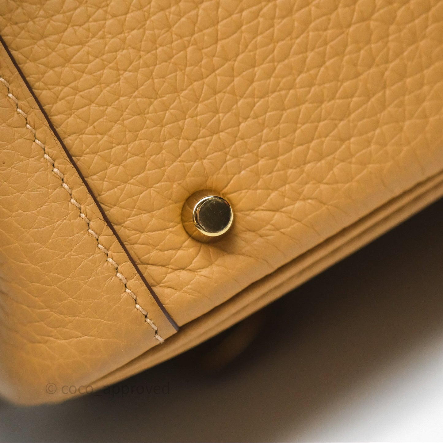 Hermès Mini Lindy 20 Biscuit 4B Clemence Gold Hardware With Rodeo