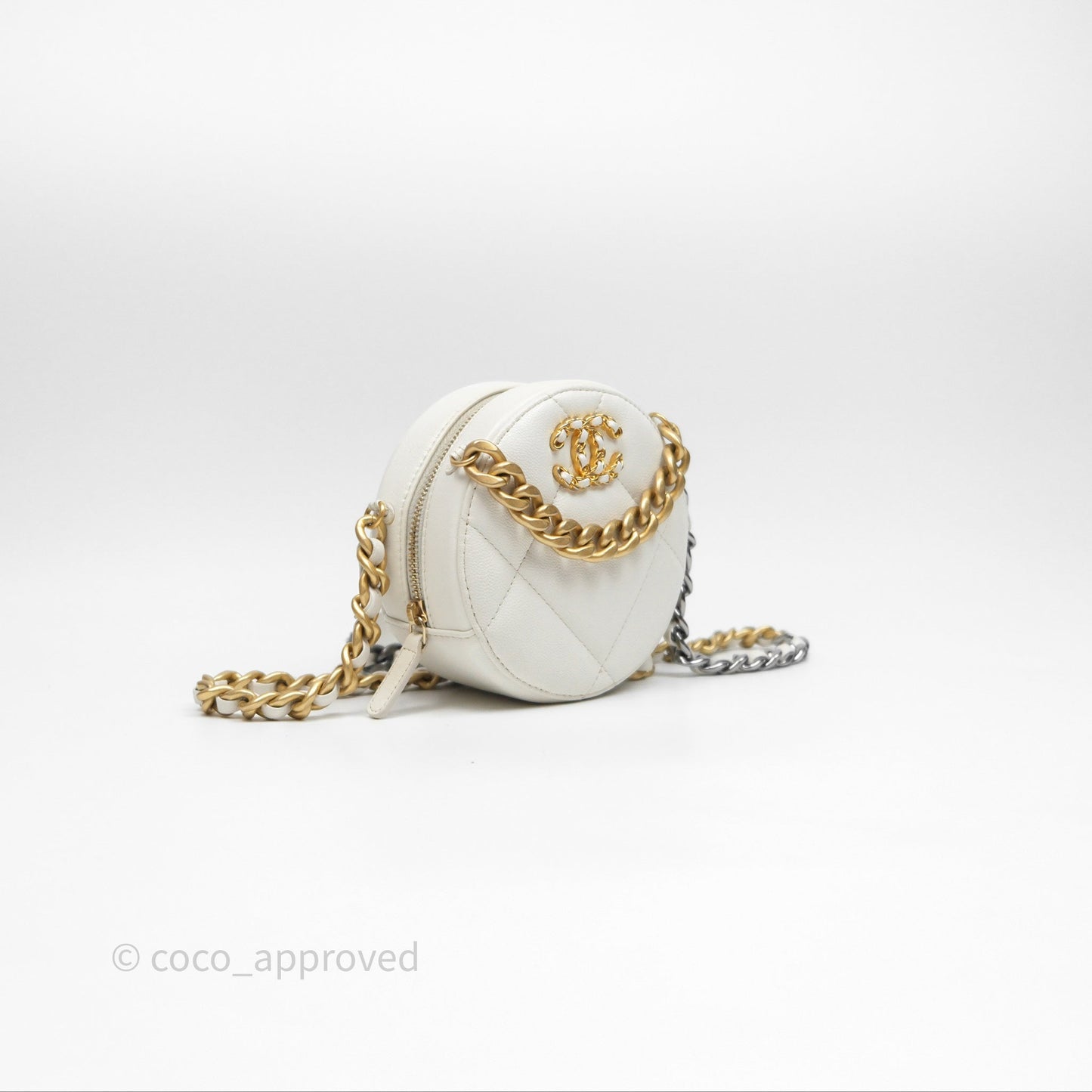 Chanel 19 Round Clutch With Chain White Calfskin Mixed Hardware
