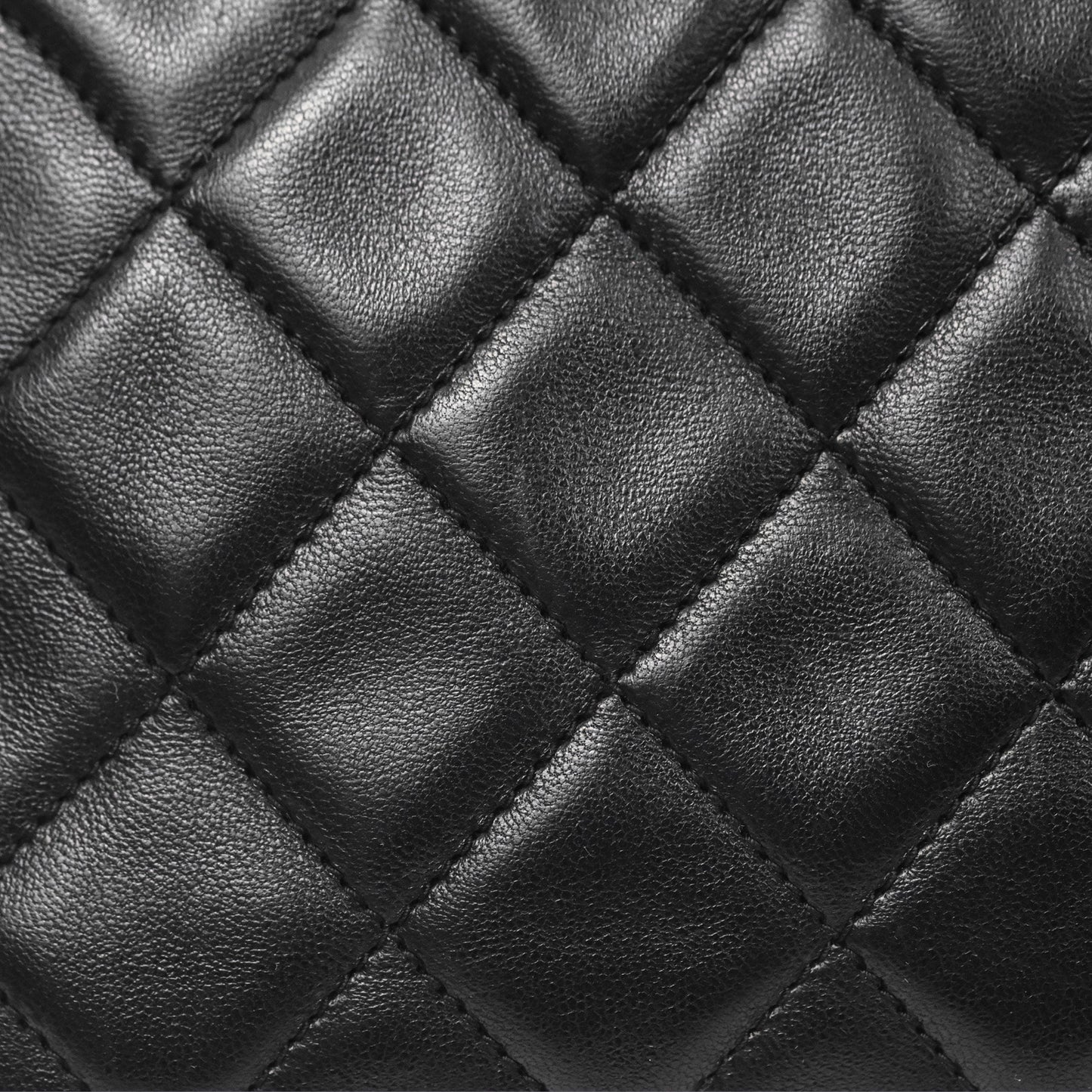 Chanel Vintage Quilted Shoulder Bag Black Lambskin Gold Hardware
