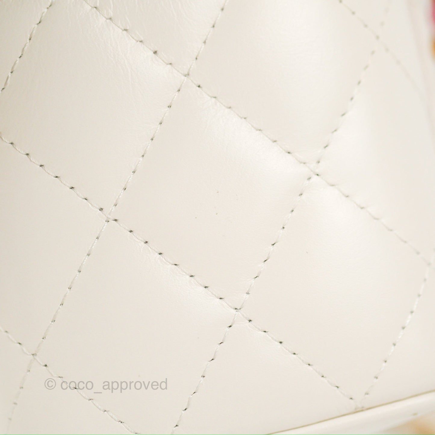 Chanel Rainbow Top Handle Vanity White Glazed Lambskin 23P
