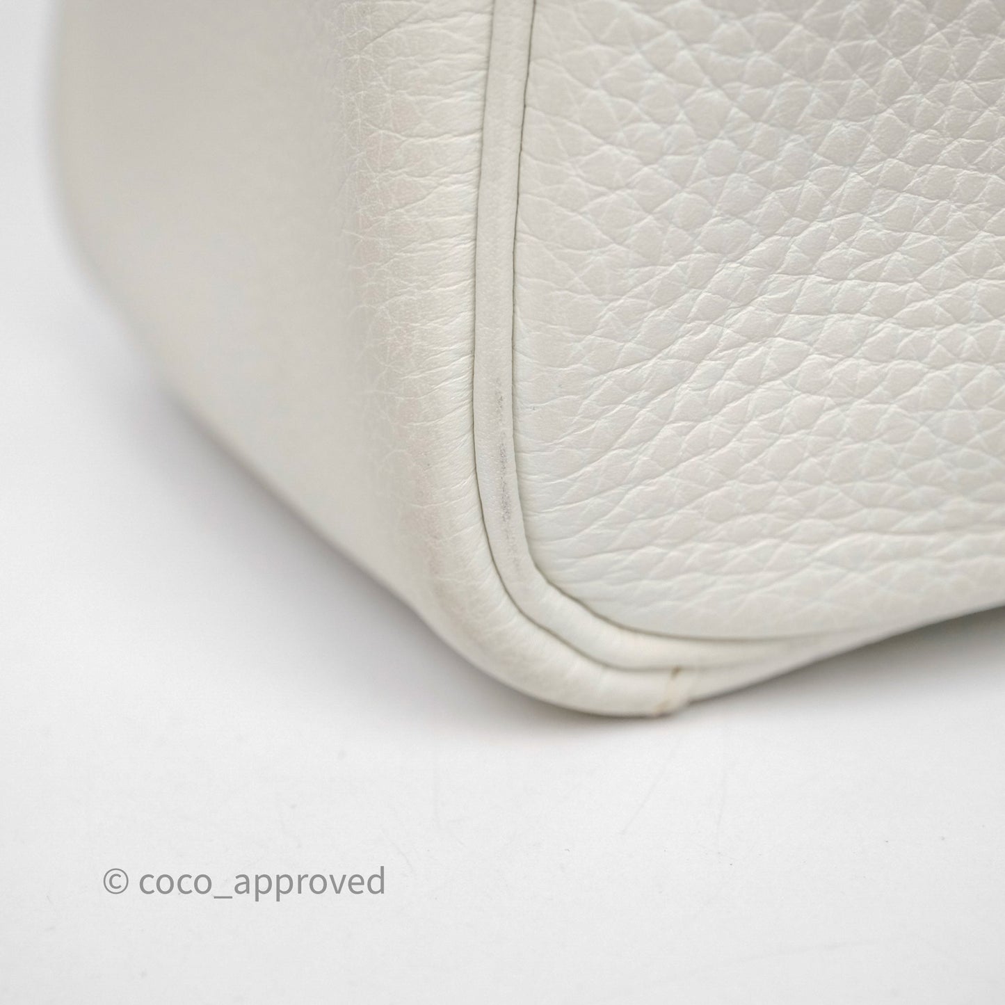 Hermès Lindy 30 White Clemence Palladium Hardware