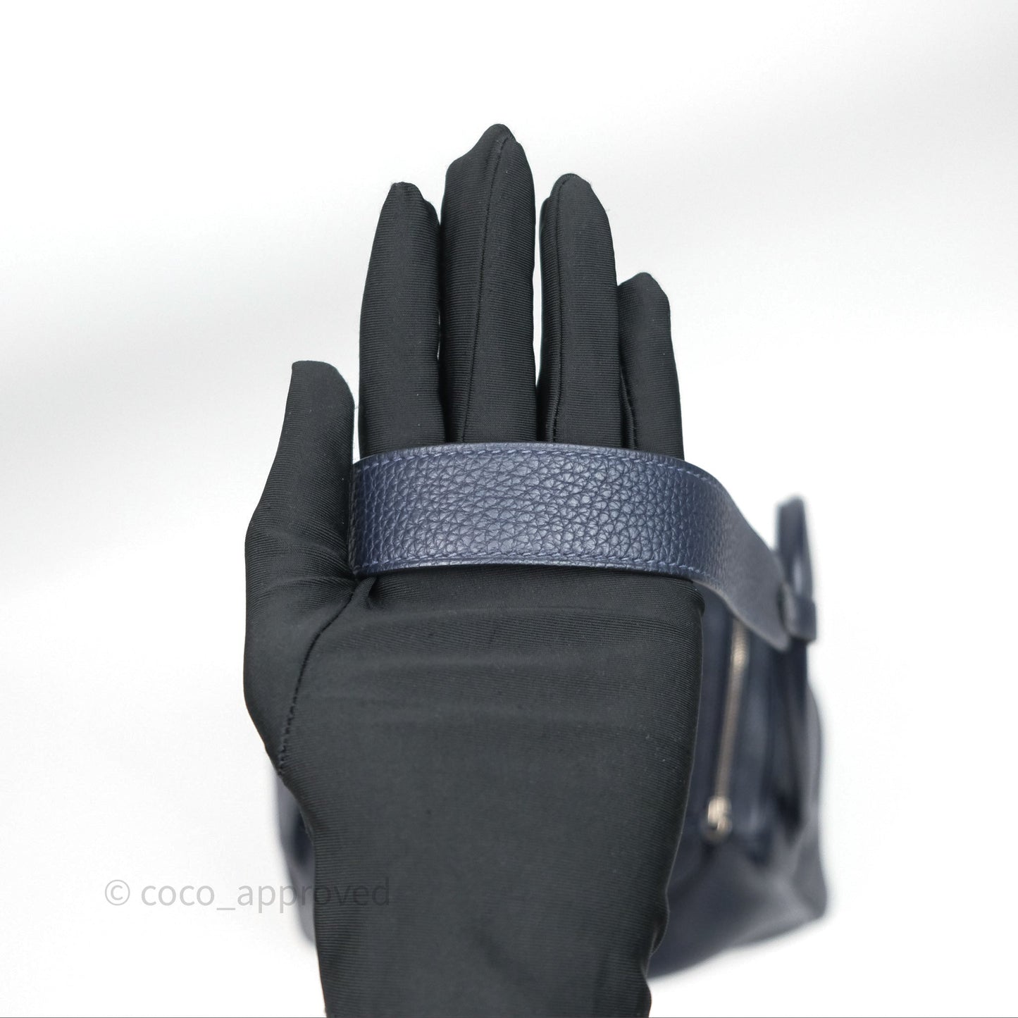 Hermès Lindy 26 Bleu Nuit 2Z Clemence Palladium Hardware