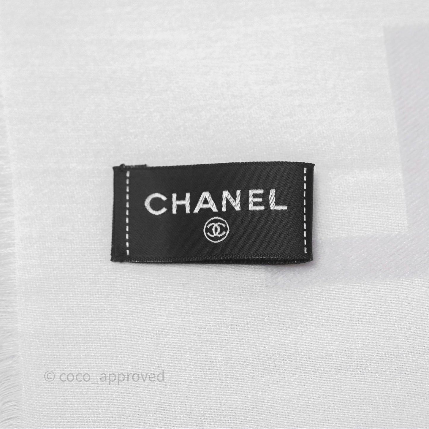 Chanel CC Logo Scarf Wool Coral 25C