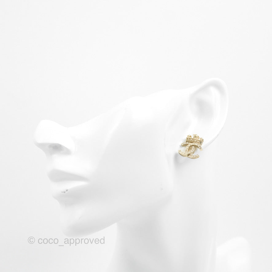 Chanel CC Crystal Crown Earrings Gold 21A