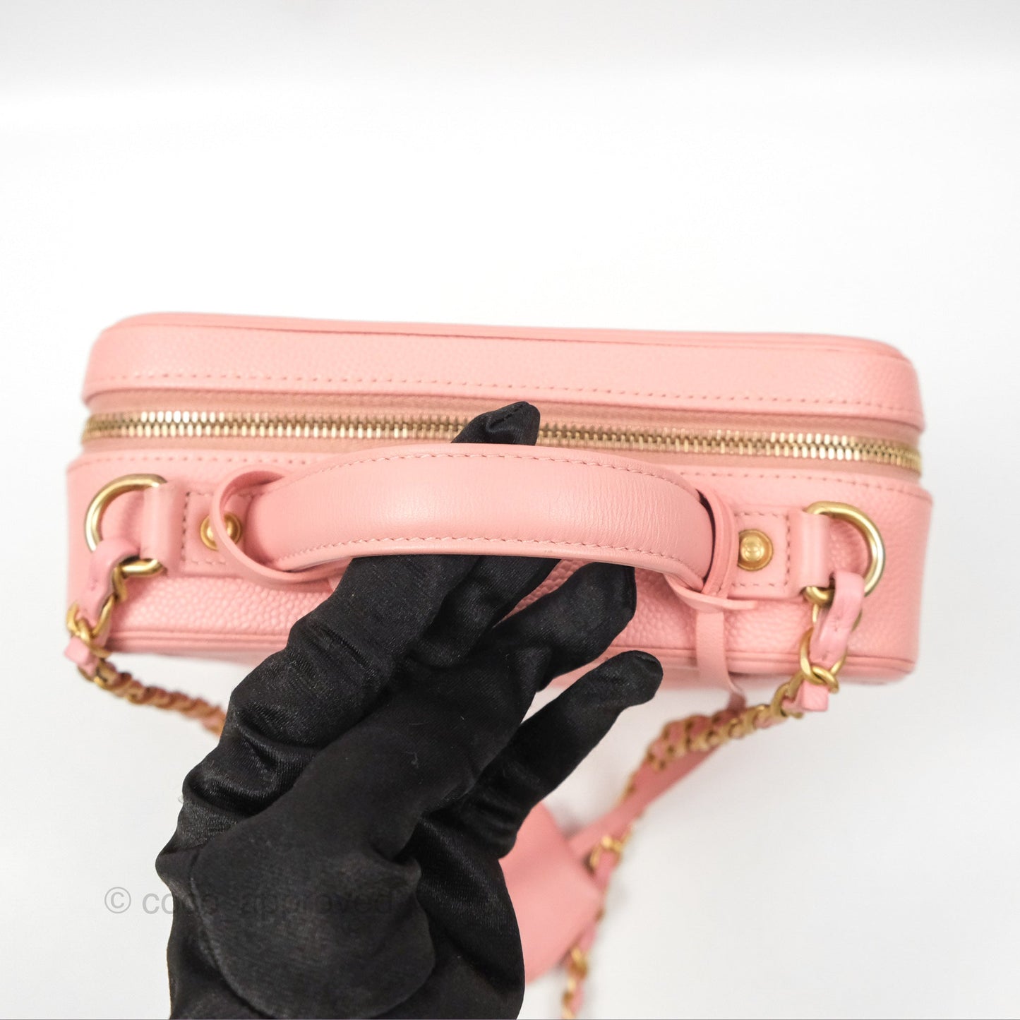 Chanel Quilted Medium CC Filigree Vanity Case Pink Caviar Gold Hardware
