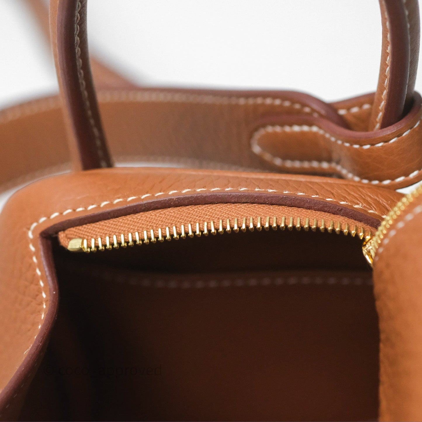 Hermès Mini Lindy 20 Gold Clemence Gold Hardware
