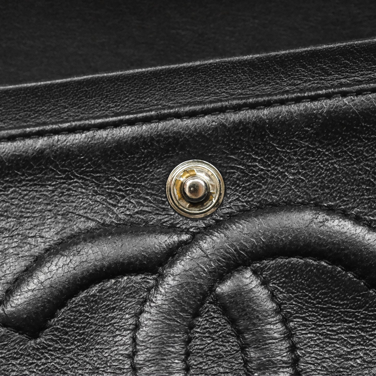 Chanel Classic M/L Medium Flap Quilted Black Patent Silver Hardware