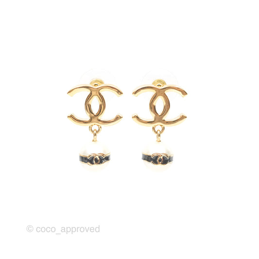 Chanel CC Pearl Earrings Gold Tone 24S