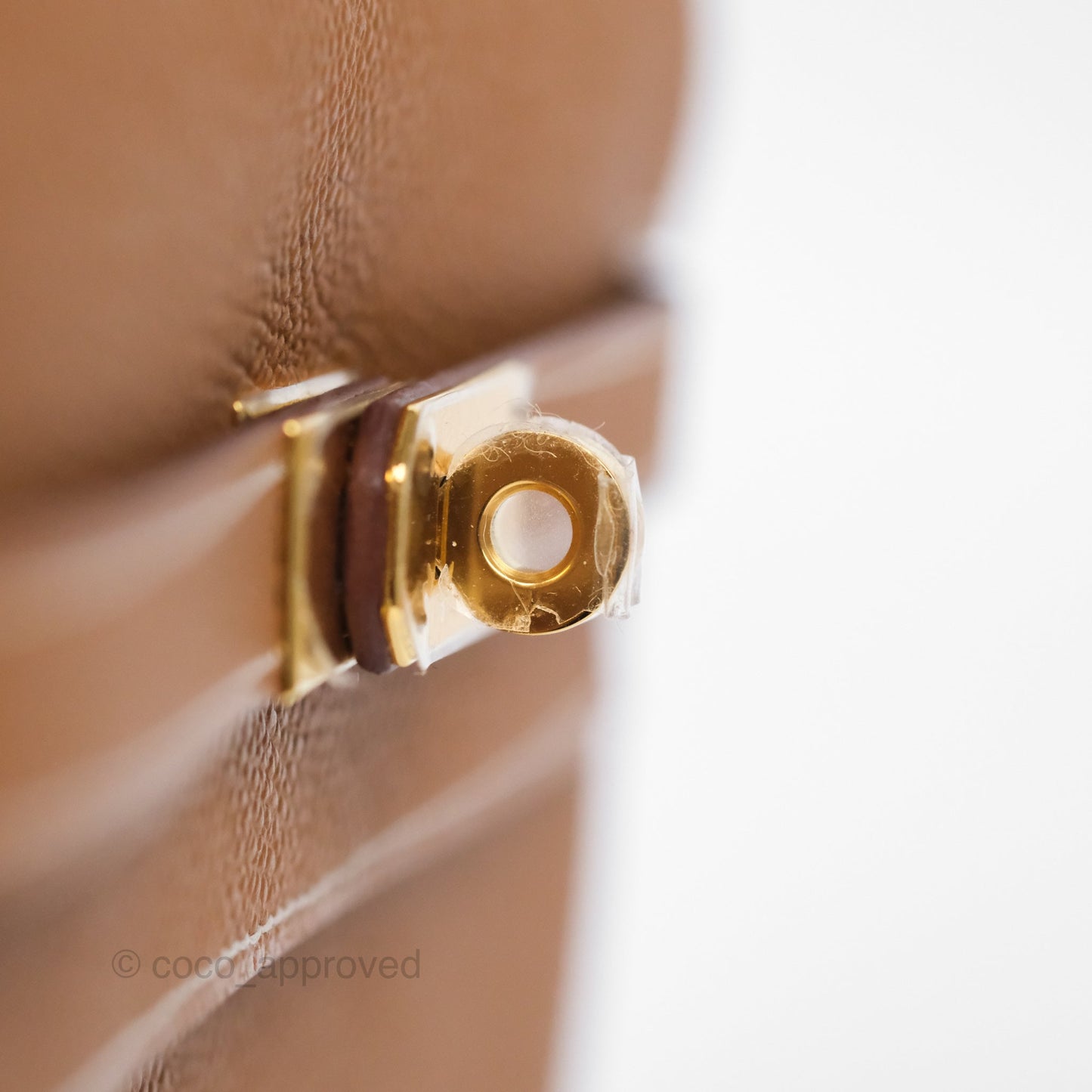 Hermès Kelly To Go Wallet Gold 37 Epsom Gold Hardware