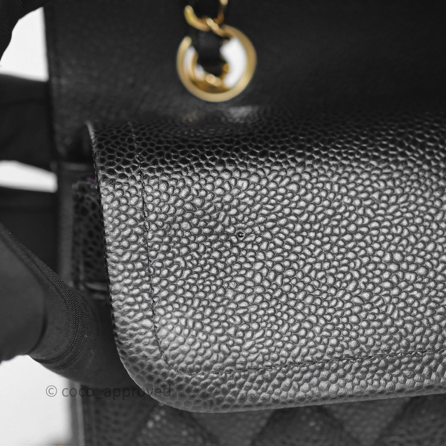 Chanel M/L Medium Classic Flap Quilted Black Caviar Gold Hardware