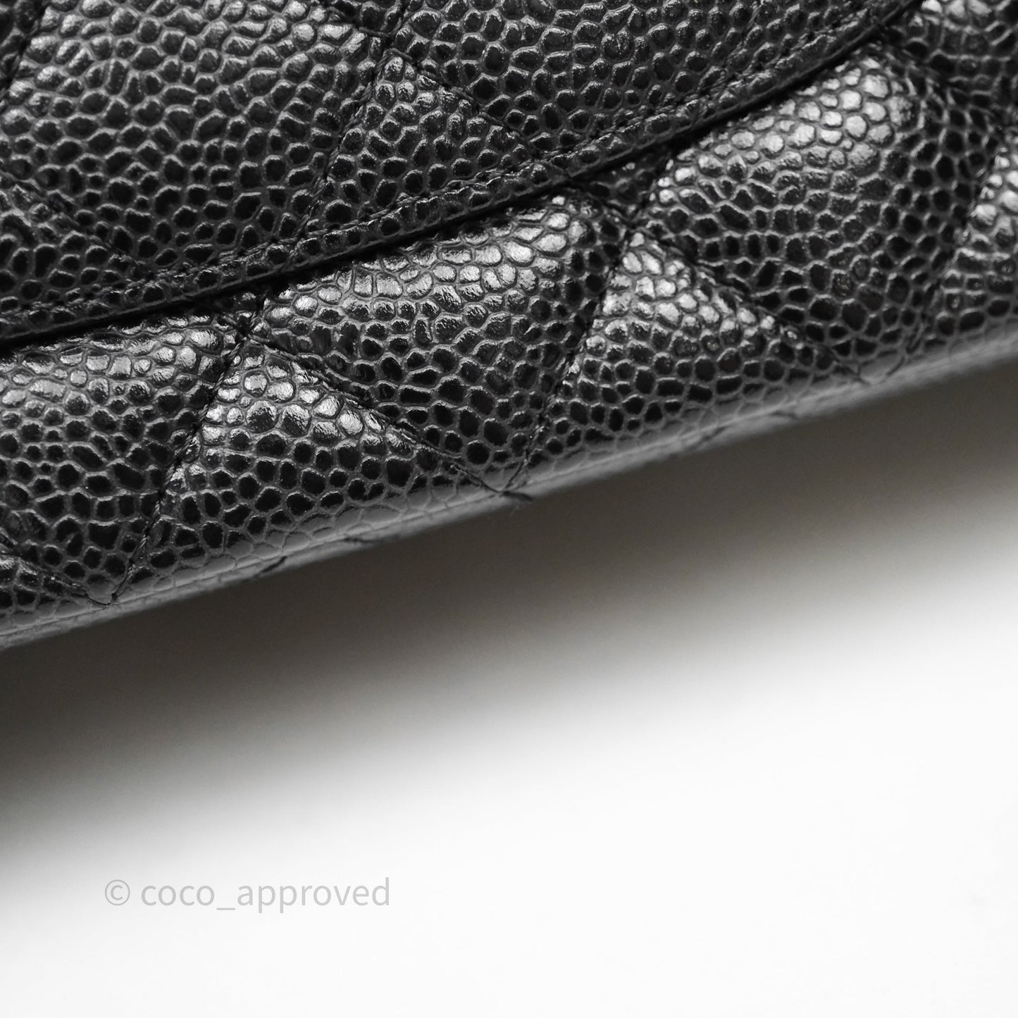 Chanel Classic M/L Medium Flap Quilted Black Caviar Gold Hardware