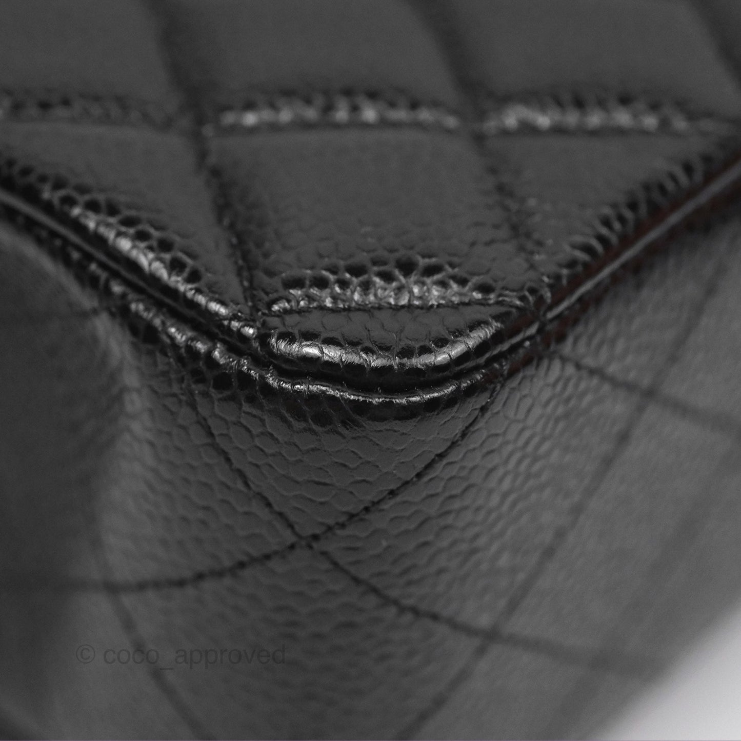 Chanel Classic M/L Medium Flap Quilted Black Caviar Gold Hardware