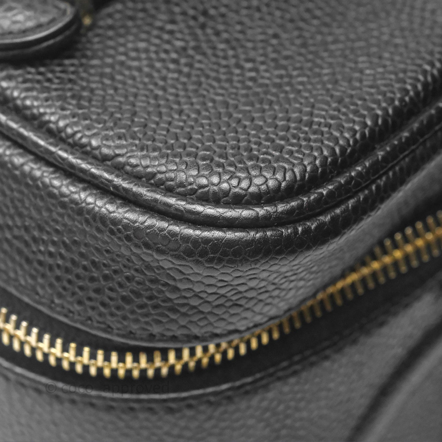 Chanel Vintage Vanity Case Black Caviar Gold Hardware