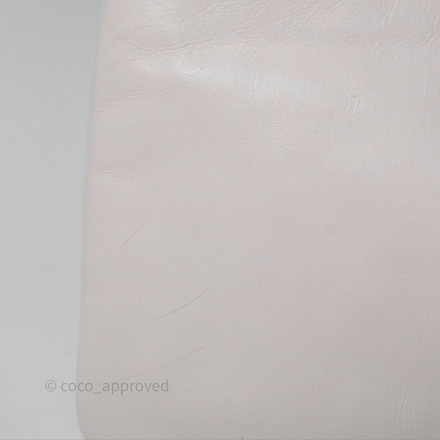 Chanel 22 Small White Shiny Calfskin Aged Gold Hardware