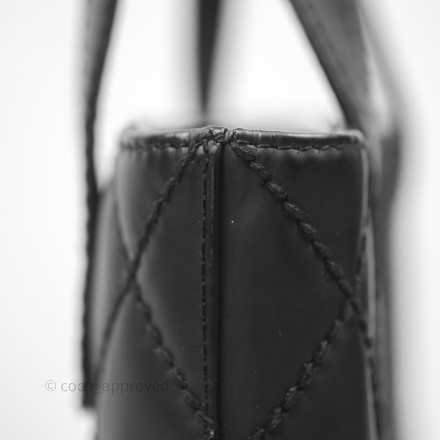 Chanel Vintage Quilted CC Tote Bag Matte Black Calfskin Gold Hardware