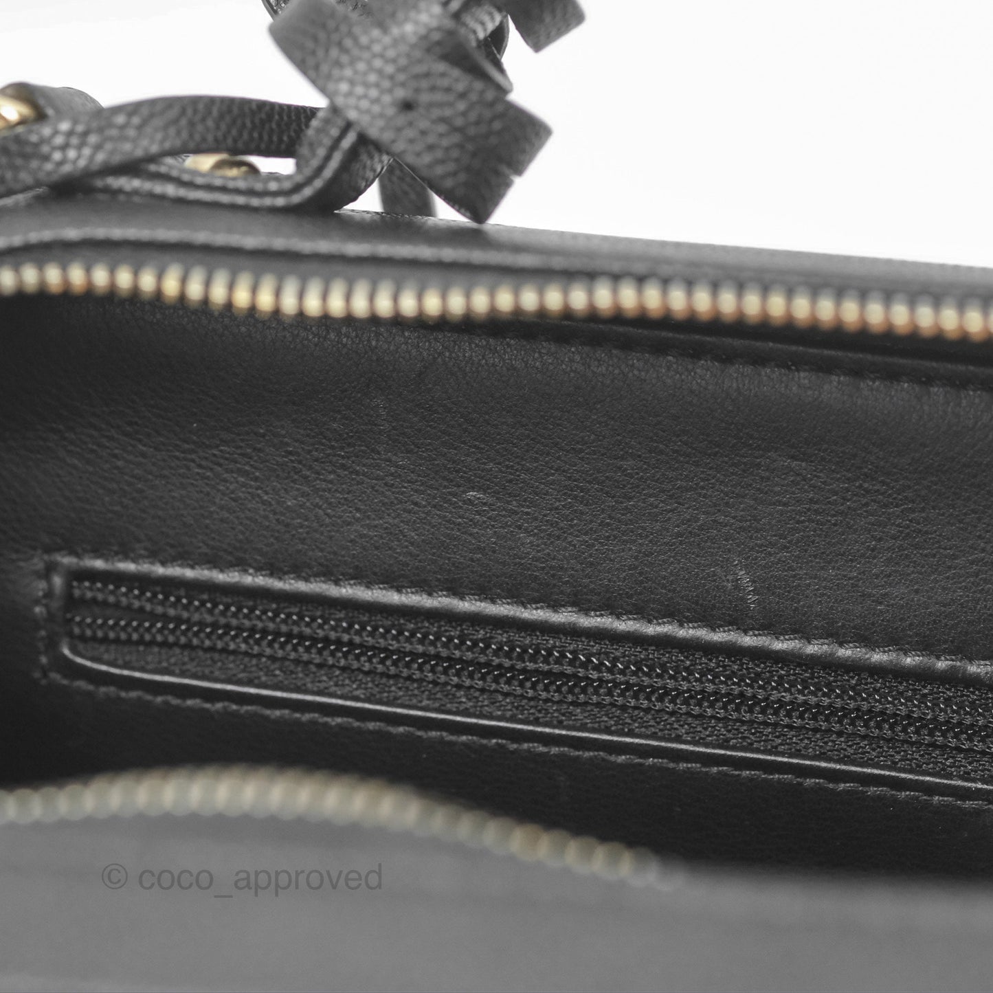 Chanel Quilted Medium CC Filigree Vanity Case Black Caviar Gold Hardware