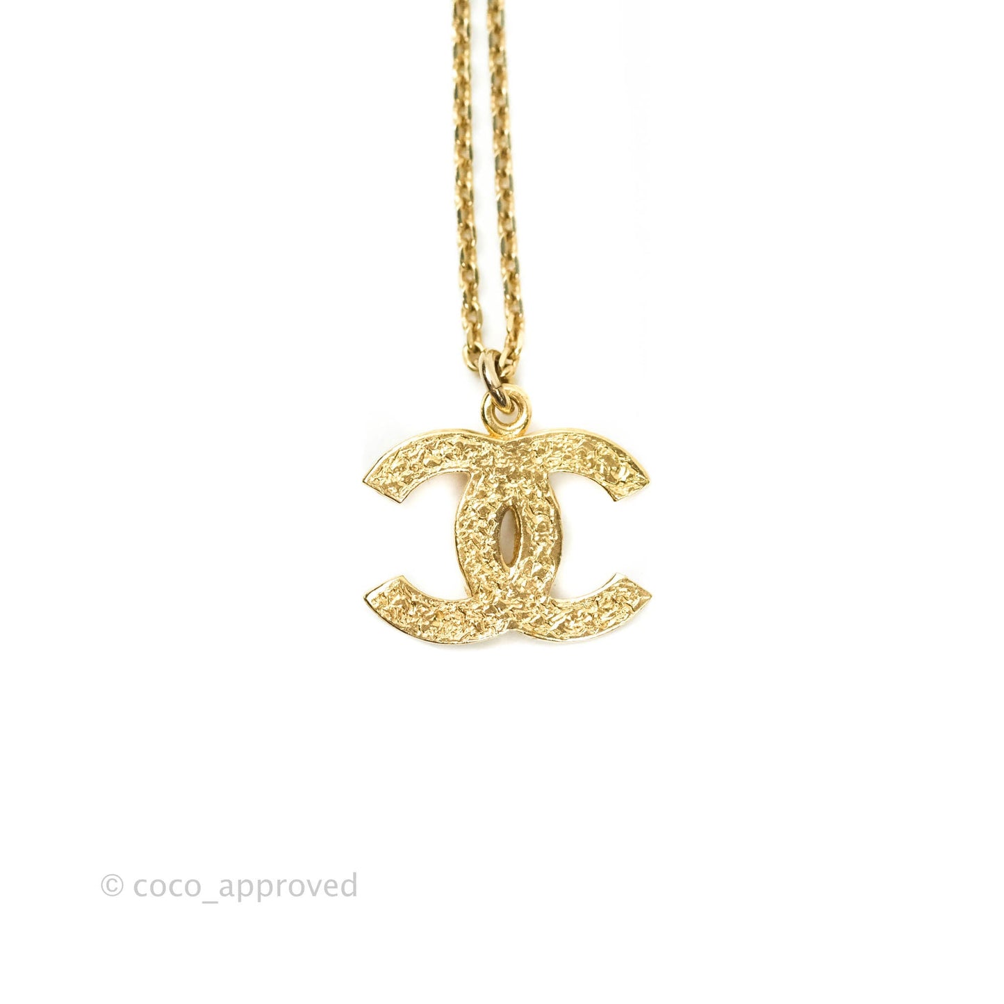 Chanel CC Pearl Necklace Gold Tone 20B