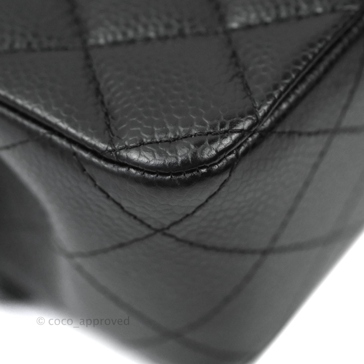 Chanel Quilted M/L Medium Double Flap Black Caviar Gold Hardware