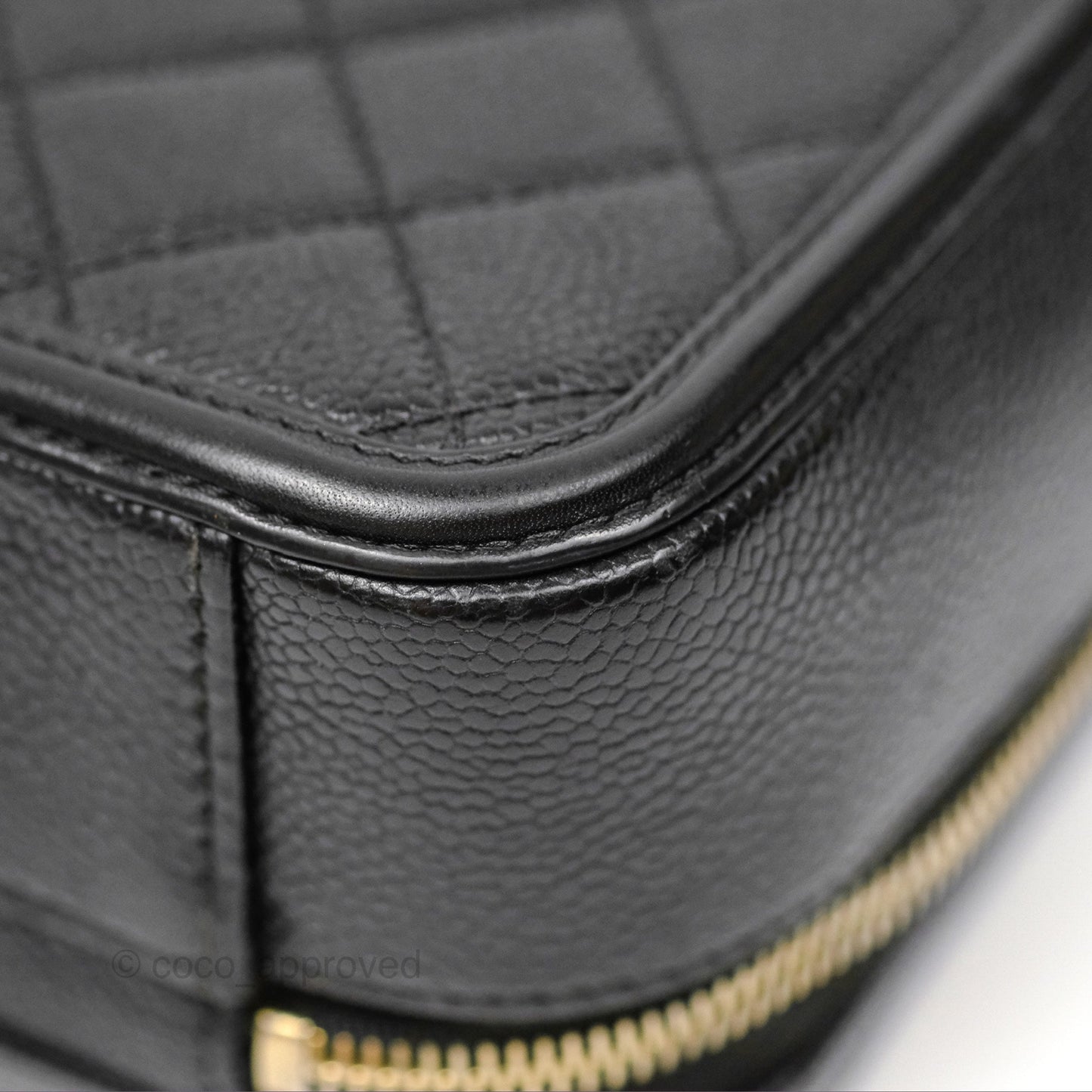 Chanel Quilted Medium CC Filigree Vanity Case Black Caviar Gold Hardware