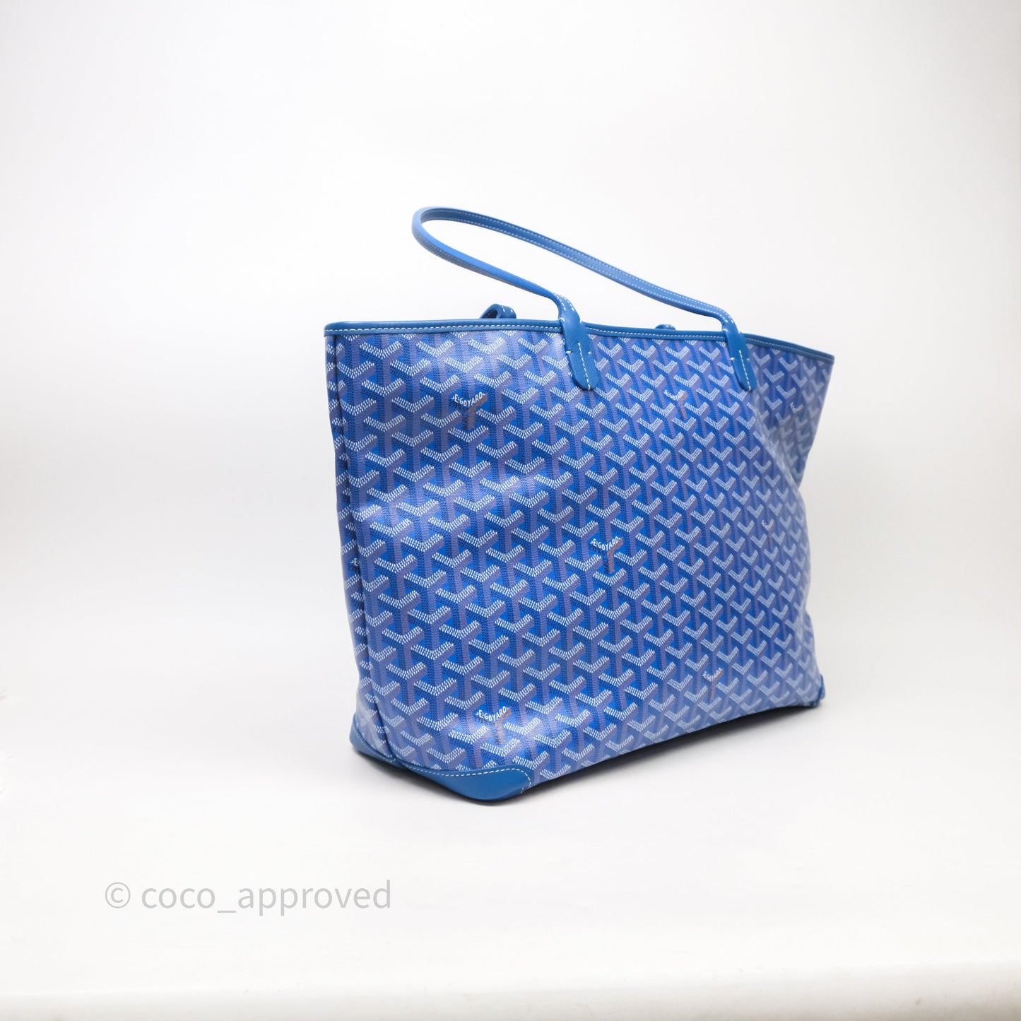 Goyard St Artois Tote MM ⁣⁣⁣⁣⁣⁣⁣⁣⁣⁣⁣⁣⁣⁣⁣⁣⁣⁣⁣⁣Blue Canvas